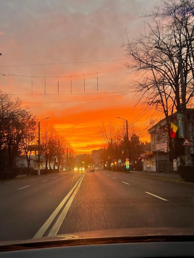 Discret Apartament One Tergovistye Kültér fotó