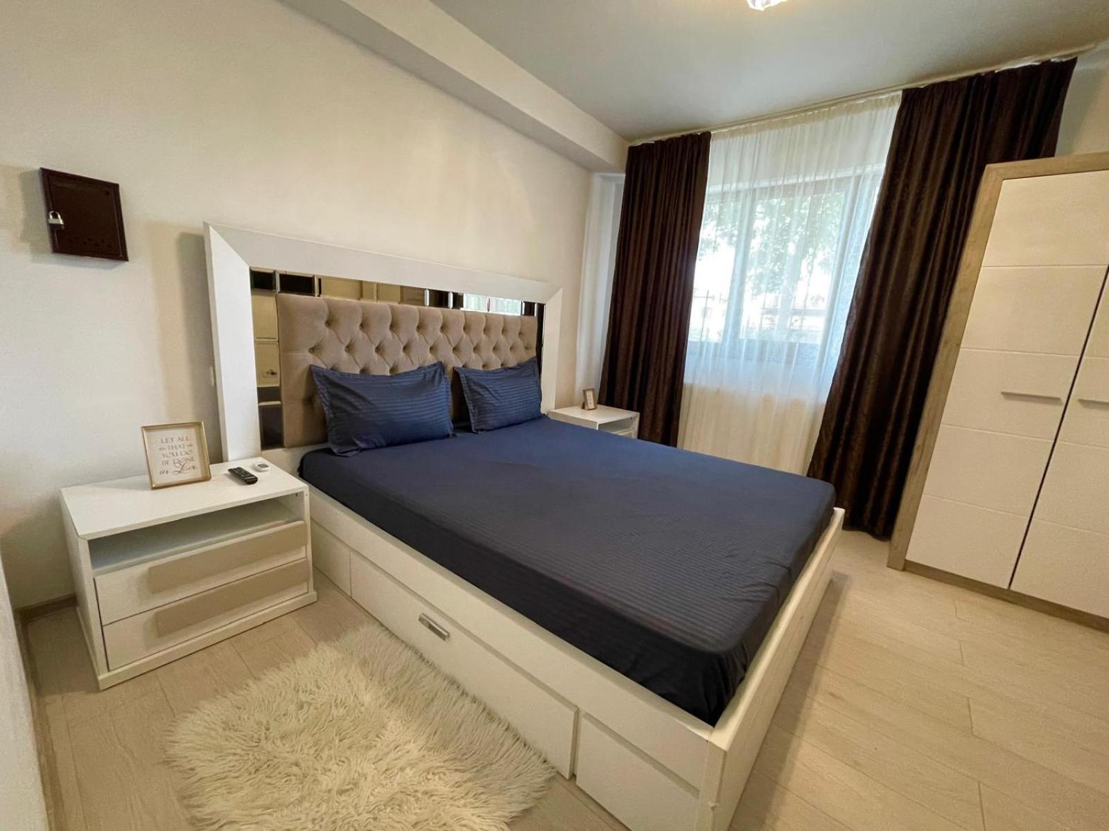 Discret Apartament One Tergovistye Kültér fotó